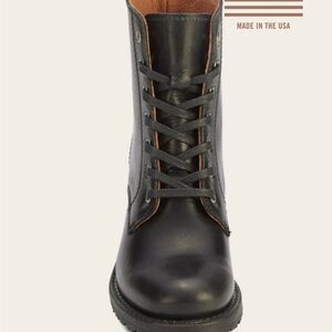 Frye Sabrina Lace up boots